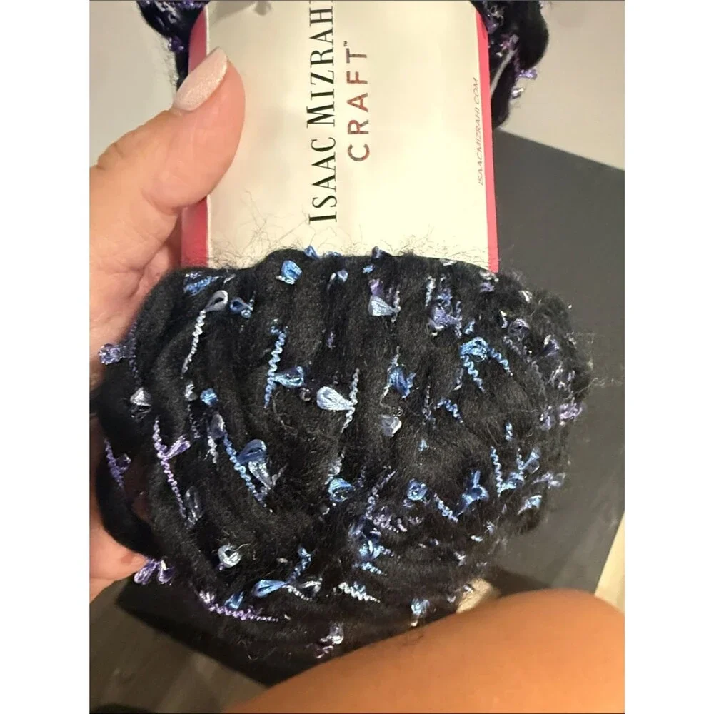 Isaac Mizrahi Craft Black Eyelash Yarn Blue Purple Sparkle 99 Yards Premier Yarn